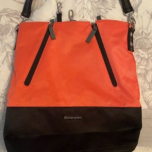 Sherpani Expandable Tote